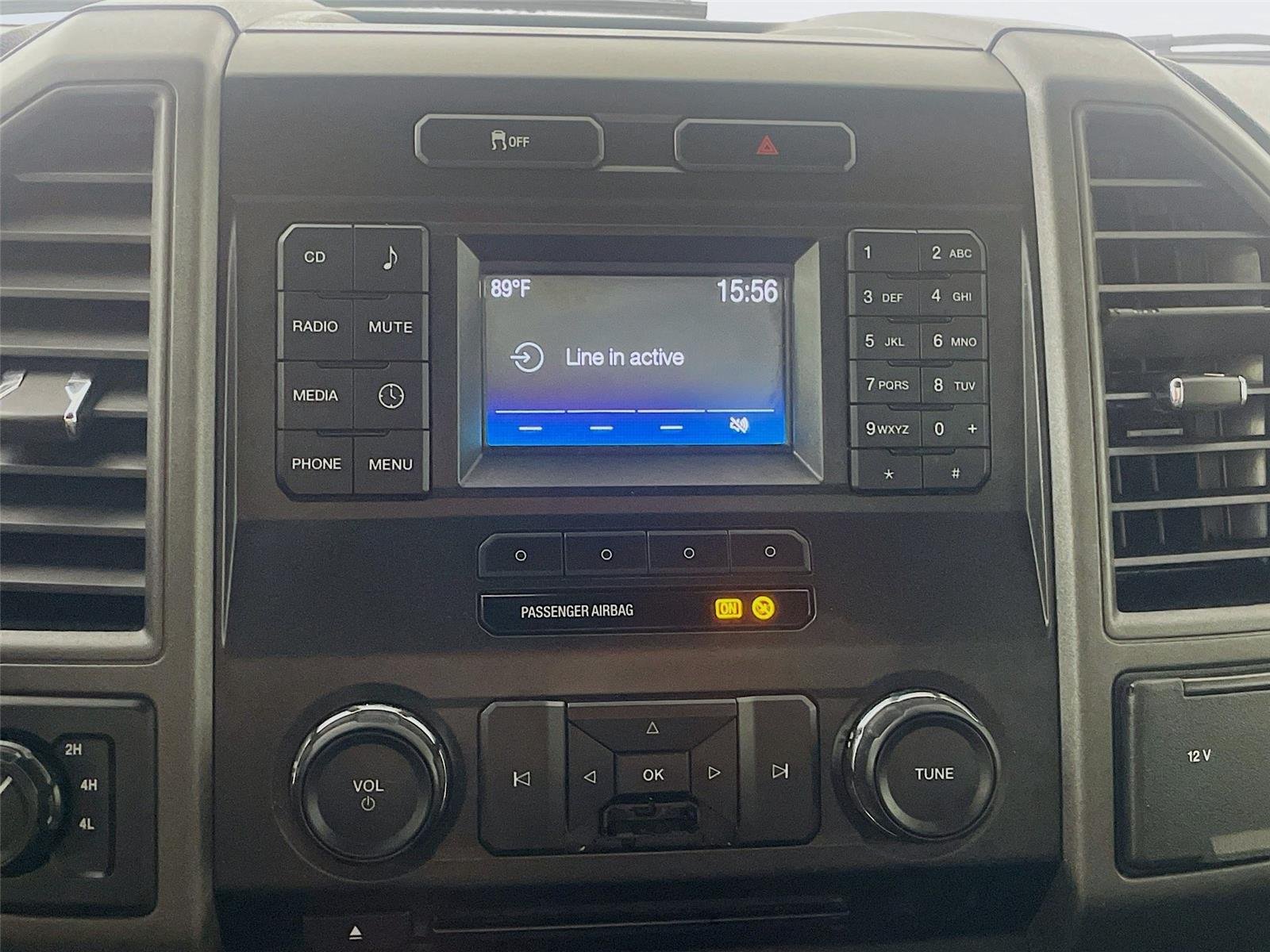 Used 2018 Ford F250 XL w/ Power Equipment Group AWD/4WD image 18