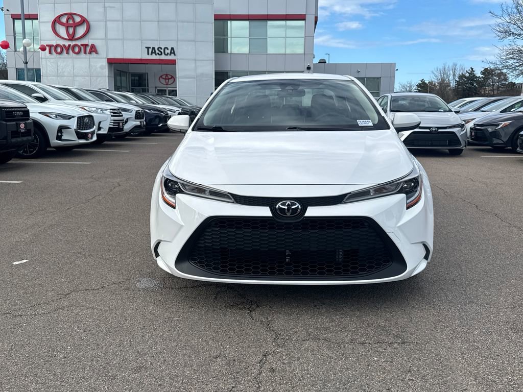 Used 2020 Toyota Corolla LE FWD image 2
