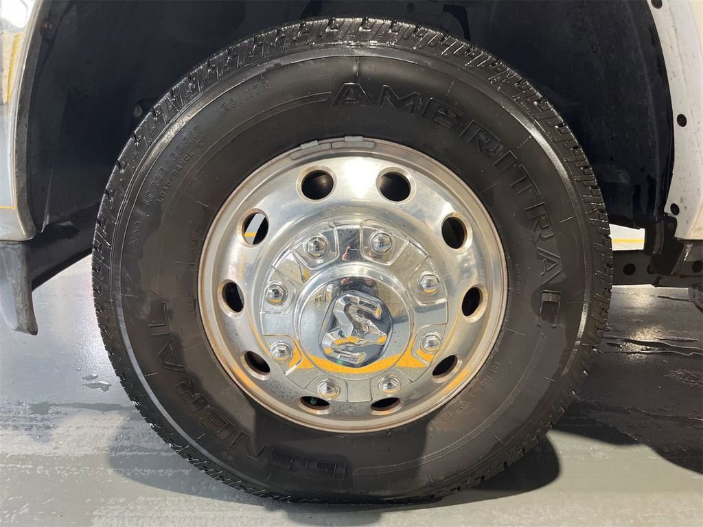 Used 2021 RAM 3500 Laramie w/ Chrome Appearance Group AWD/4WD image 10