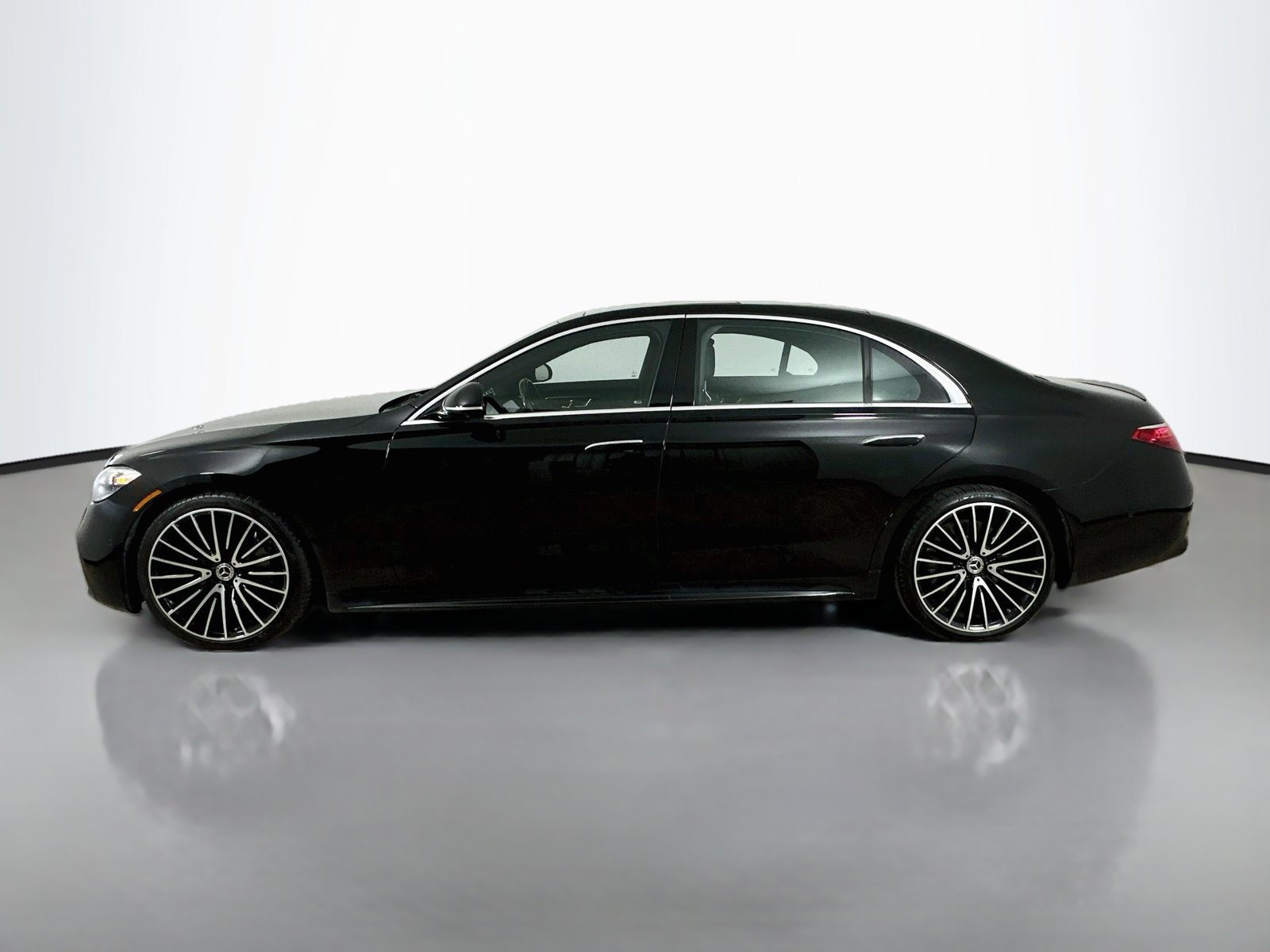 Used 2022 Mercedes-Benz S 580 4MATIC Sedan image 8