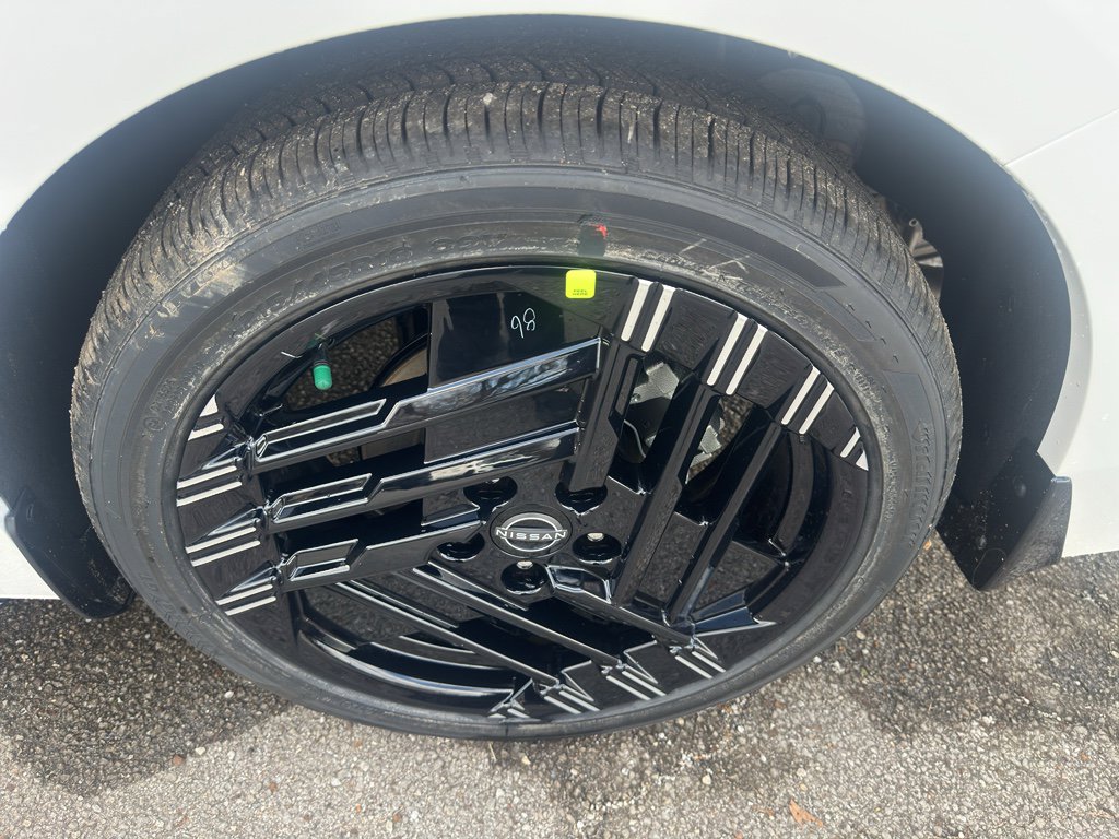 New 2026 Nissan Sentra SR w/ SR Premium Package image 23