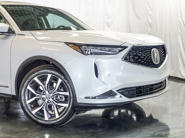Used 2023 Acura MDX SH-AWD w/ Technology Package image 3