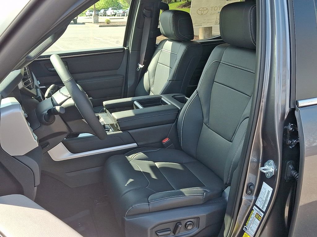 New 2026 Toyota Tundra Limited AWD/4WD image 8