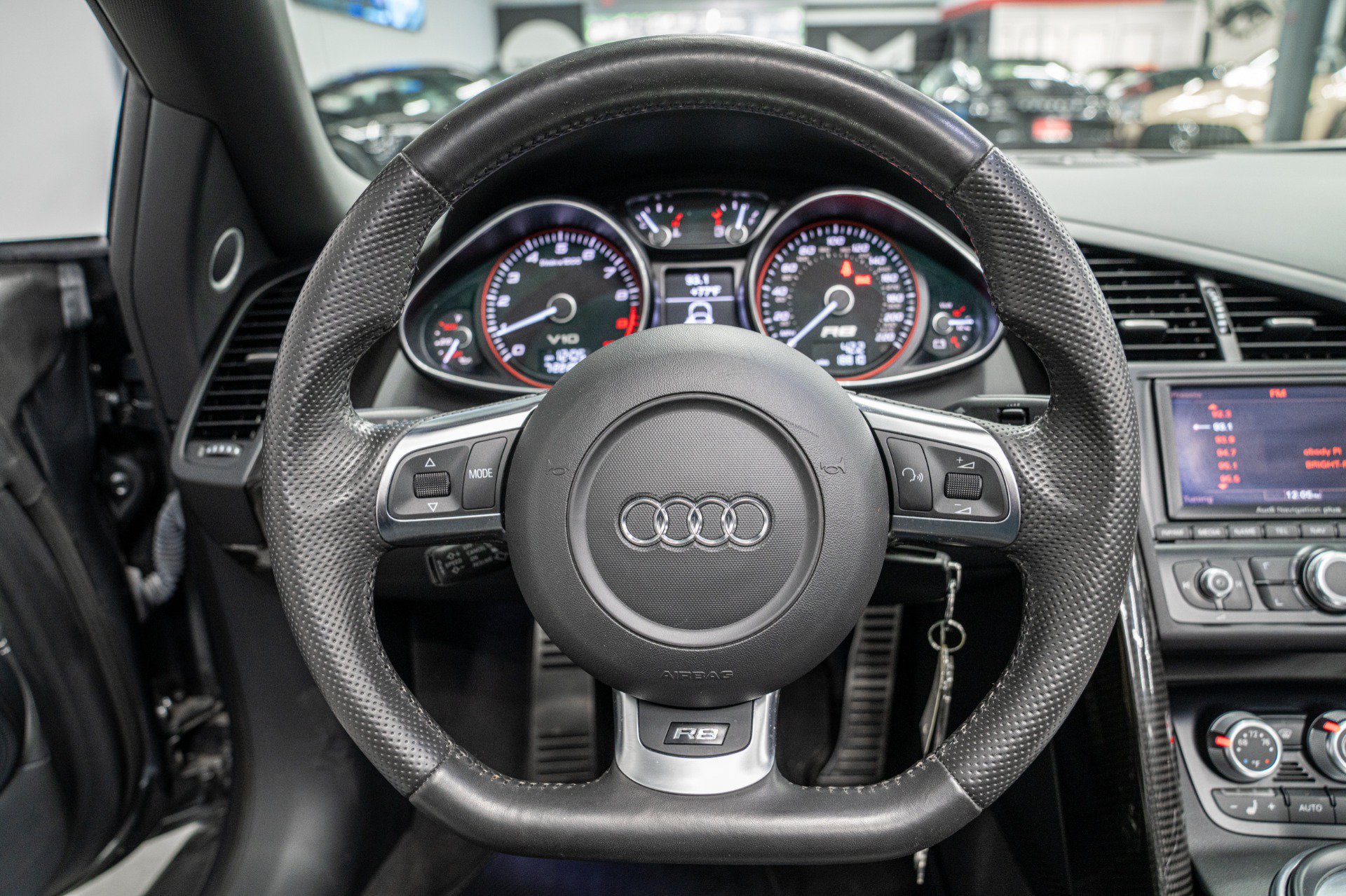 Used 2012 Audi R8 V10 AWD/4WD image 14