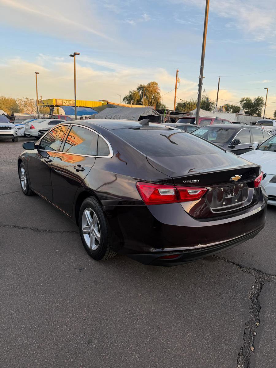 Used 2020 Chevrolet Malibu LS FWD image 4