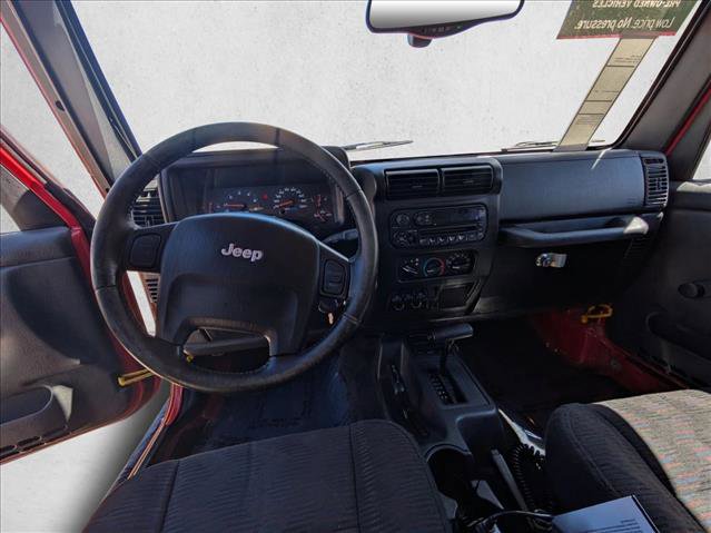 Used 2004 Jeep Wrangler 4WD image 14