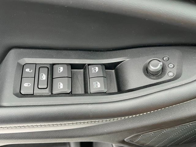 Used 2023 Jeep Grand Cherokee L Laredo AWD/4WD image 21
