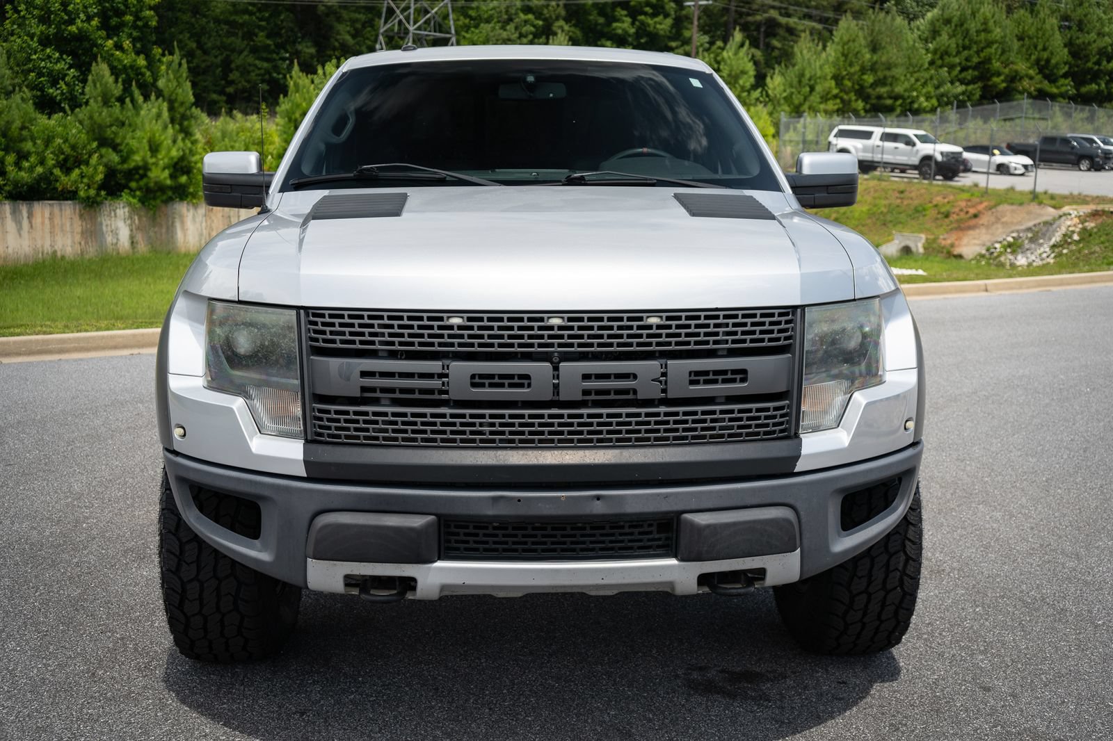 Used 2013 Ford F150 Raptor w/ Luxury Equipment Group AWD/4WD image 2