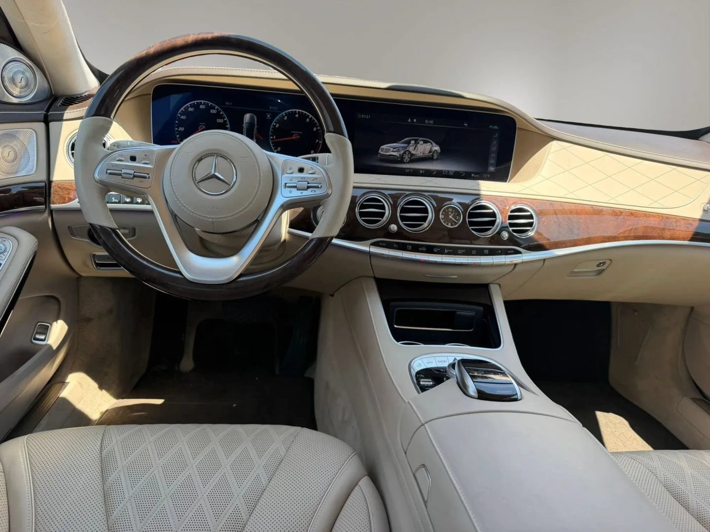 Used 2019 Mercedes-Benz S 560 Sedan image 19