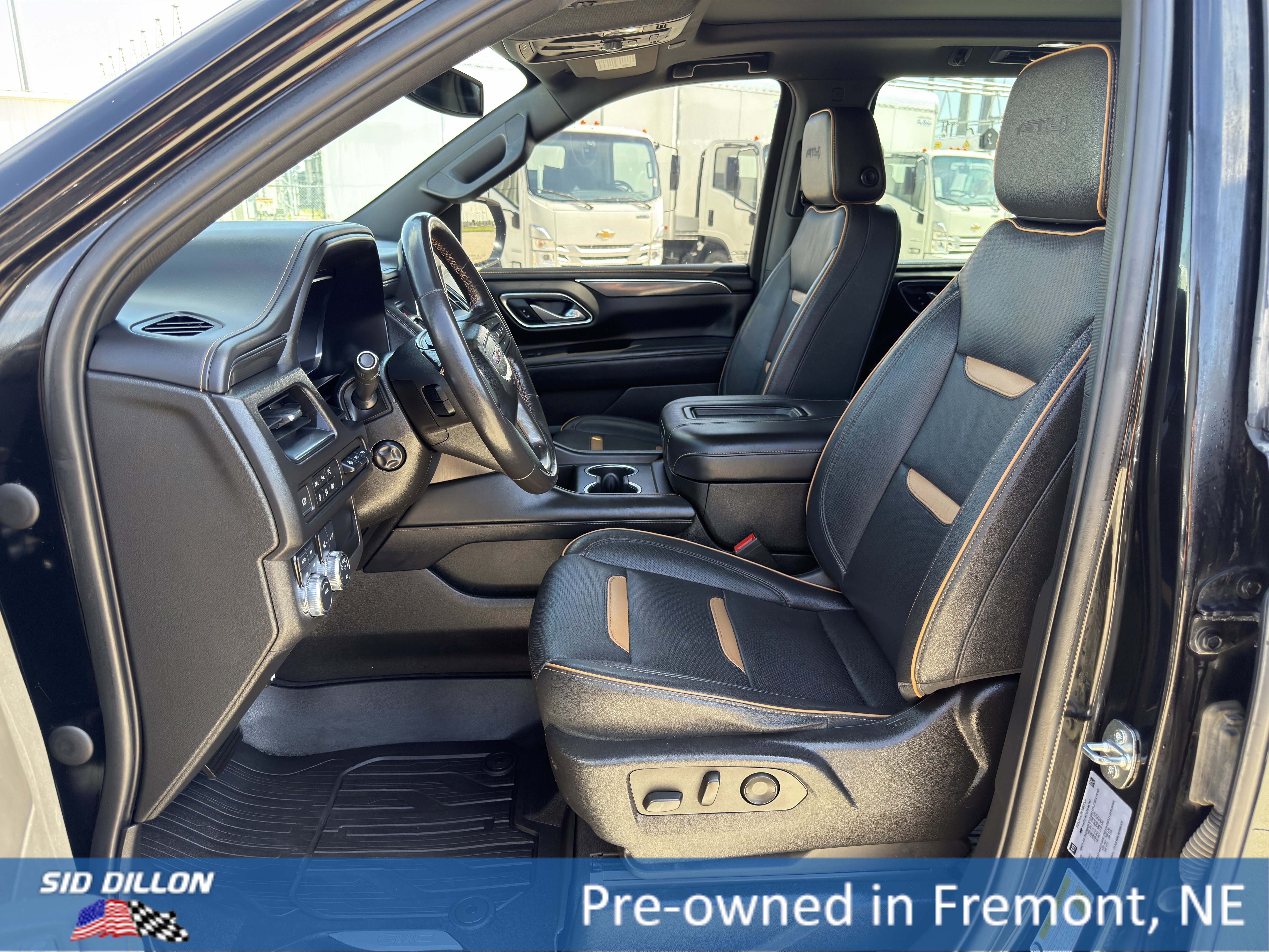 Certified 2023 GMC Yukon XL AT4 w/ Technology Package AWD/4WD image 17