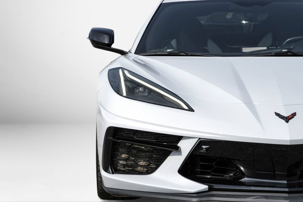 Used 2023 Chevrolet Corvette Stingray Preferred Cpe w/ Z51 Performance Package RWD image 37