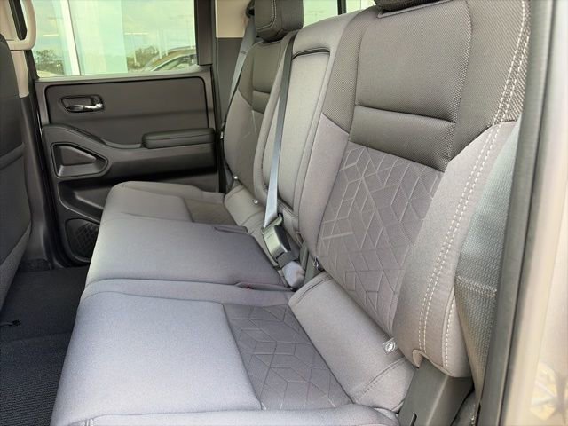 Certified 2025 Nissan Frontier SV w/ SV Convenience Package image 19