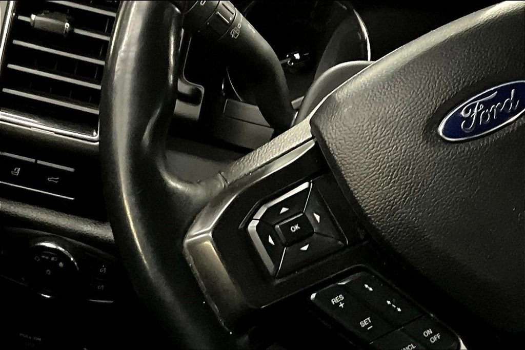 Used 2019 Ford Expedition Limited w/ Equipment Group 303A image 11