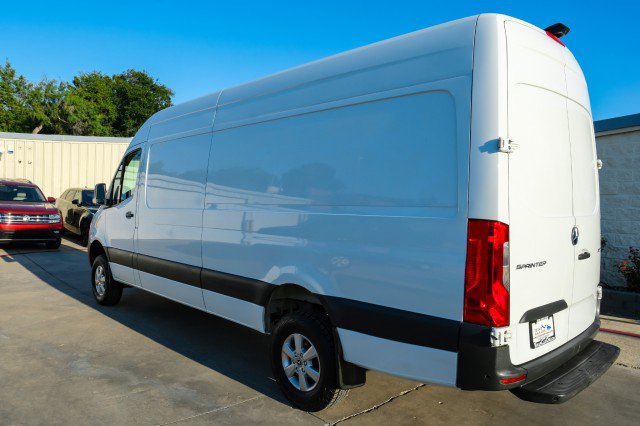 Used 2020 Mercedes-Benz Sprinter 2500 image 50
