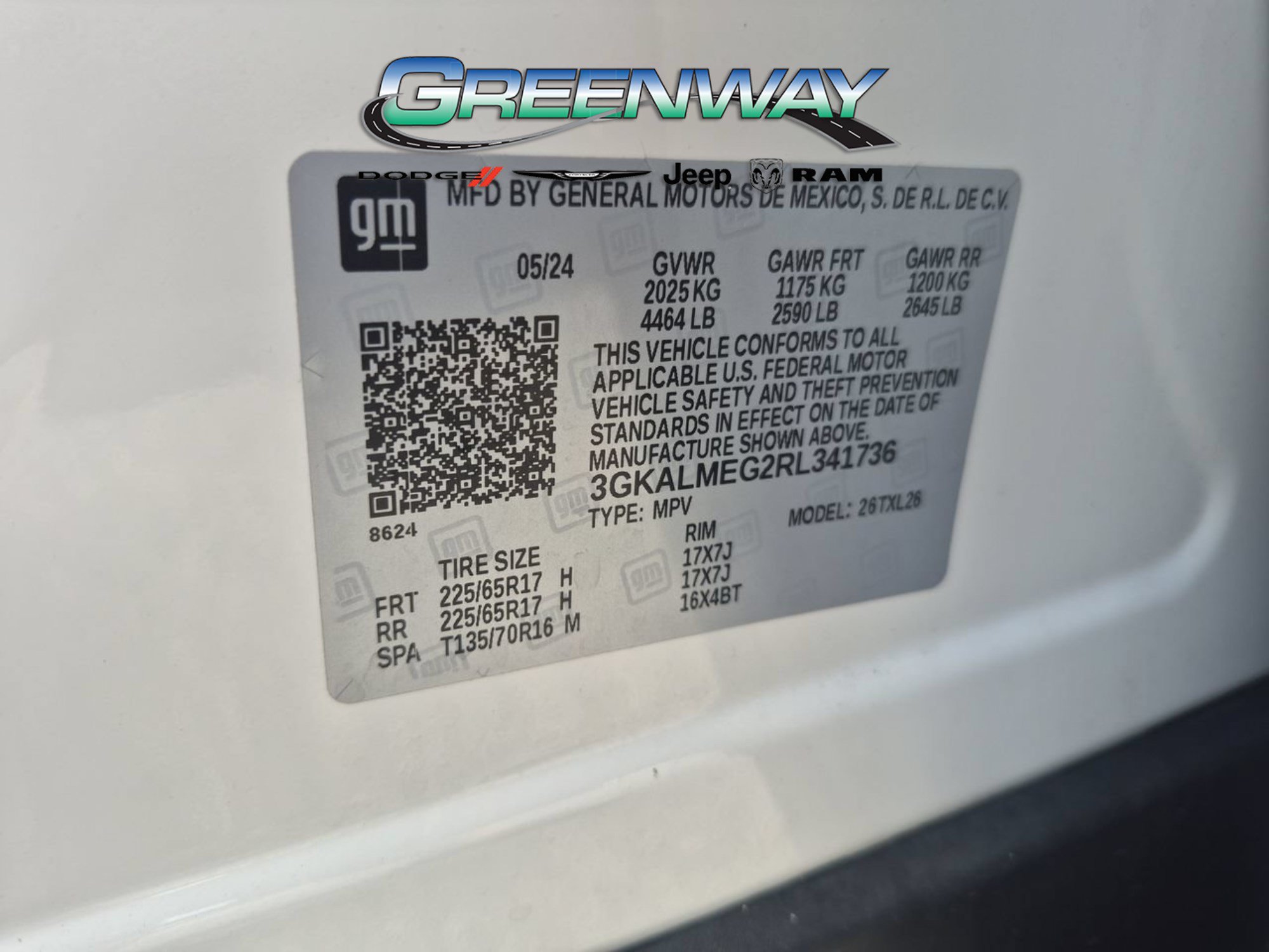 Used 2024 GMC Terrain SLE FWD image 27
