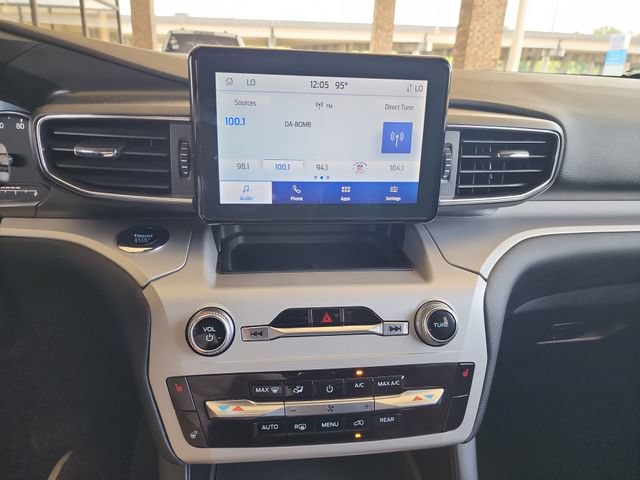 Used 2024 Ford Explorer XLT w/ Equipment Group 202A RWD image 18