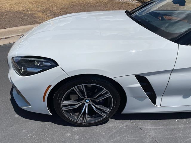 Used 2020 BMW Z4 M40i w/ Driving Assistance Package RWD image 19