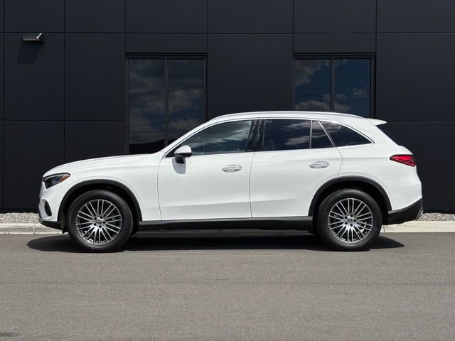Used 2026 Mercedes-Benz GLC 300 4MATIC image 4