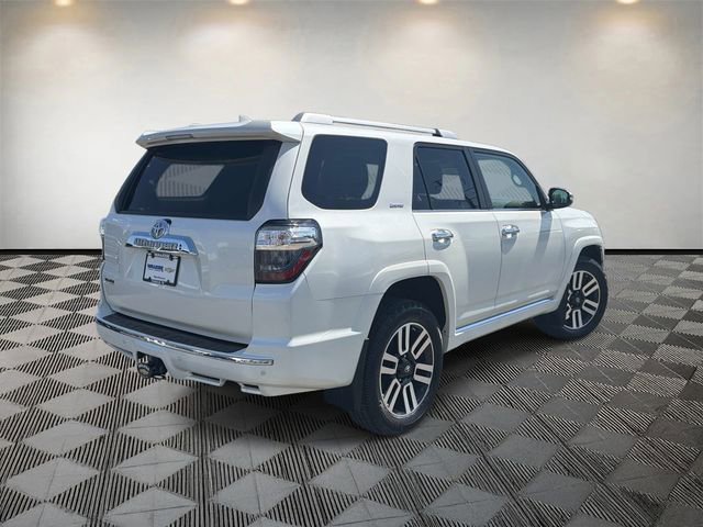 Used 2018 Toyota 4Runner Limited AWD/4WD image 5