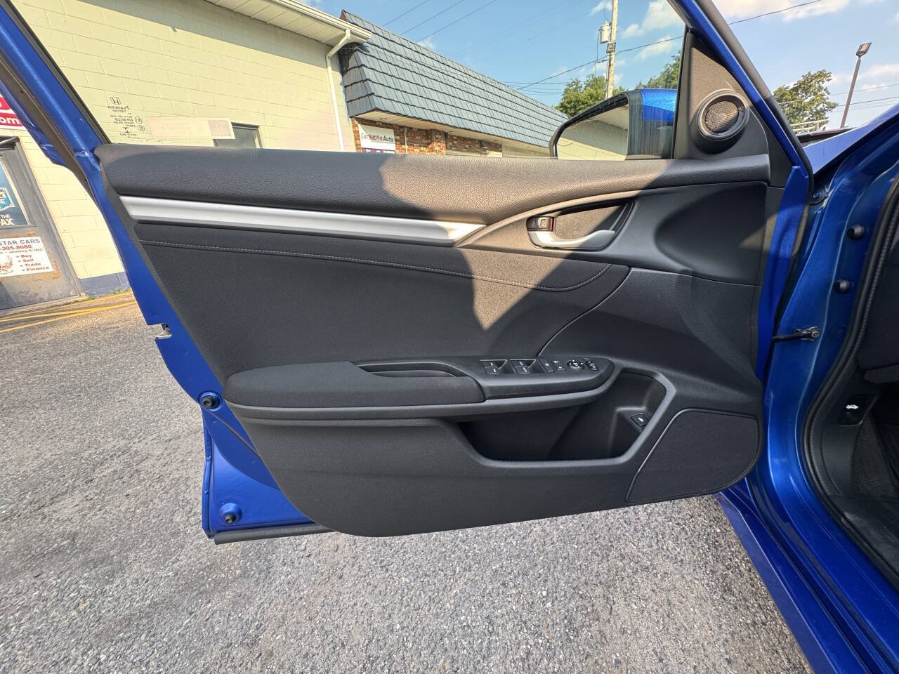 Used 2018 Honda Civic EX-T image 17