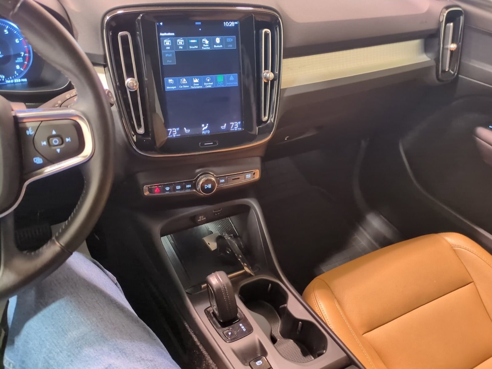 Used 2019 Volvo XC40 T5 Momentum image 19