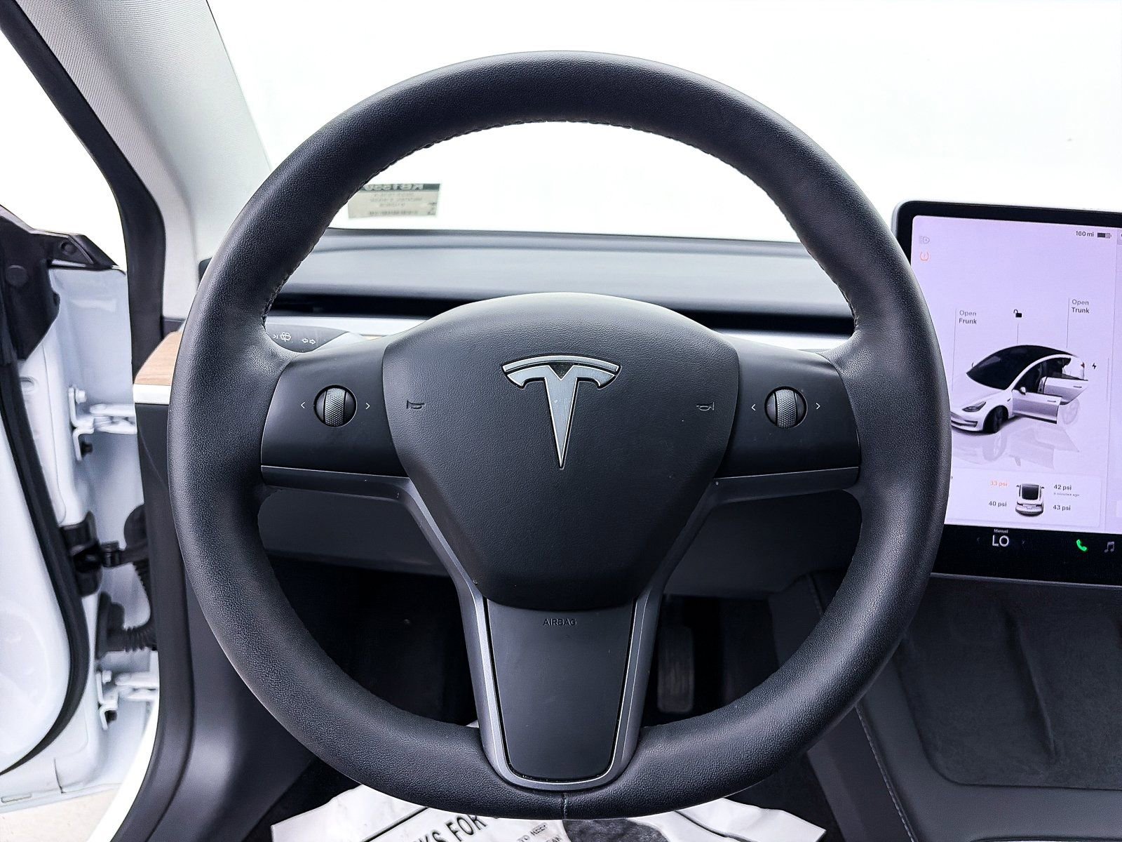 Used 2023 Tesla Model 3 Standard Range image 26