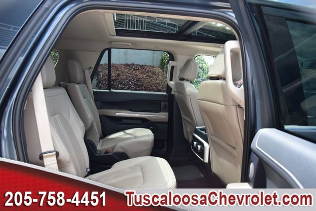 Used 2024 Ford Expedition Limited image 29