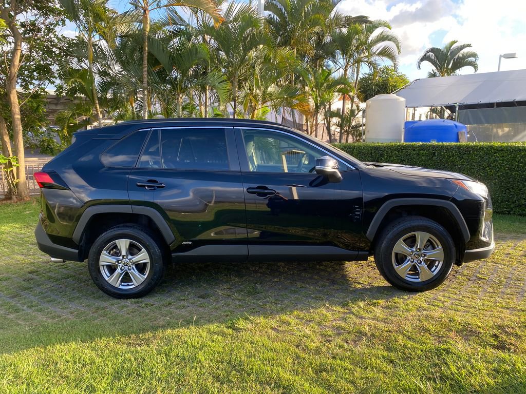 Used 2023 Toyota RAV4 LE AWD/4WD image 26
