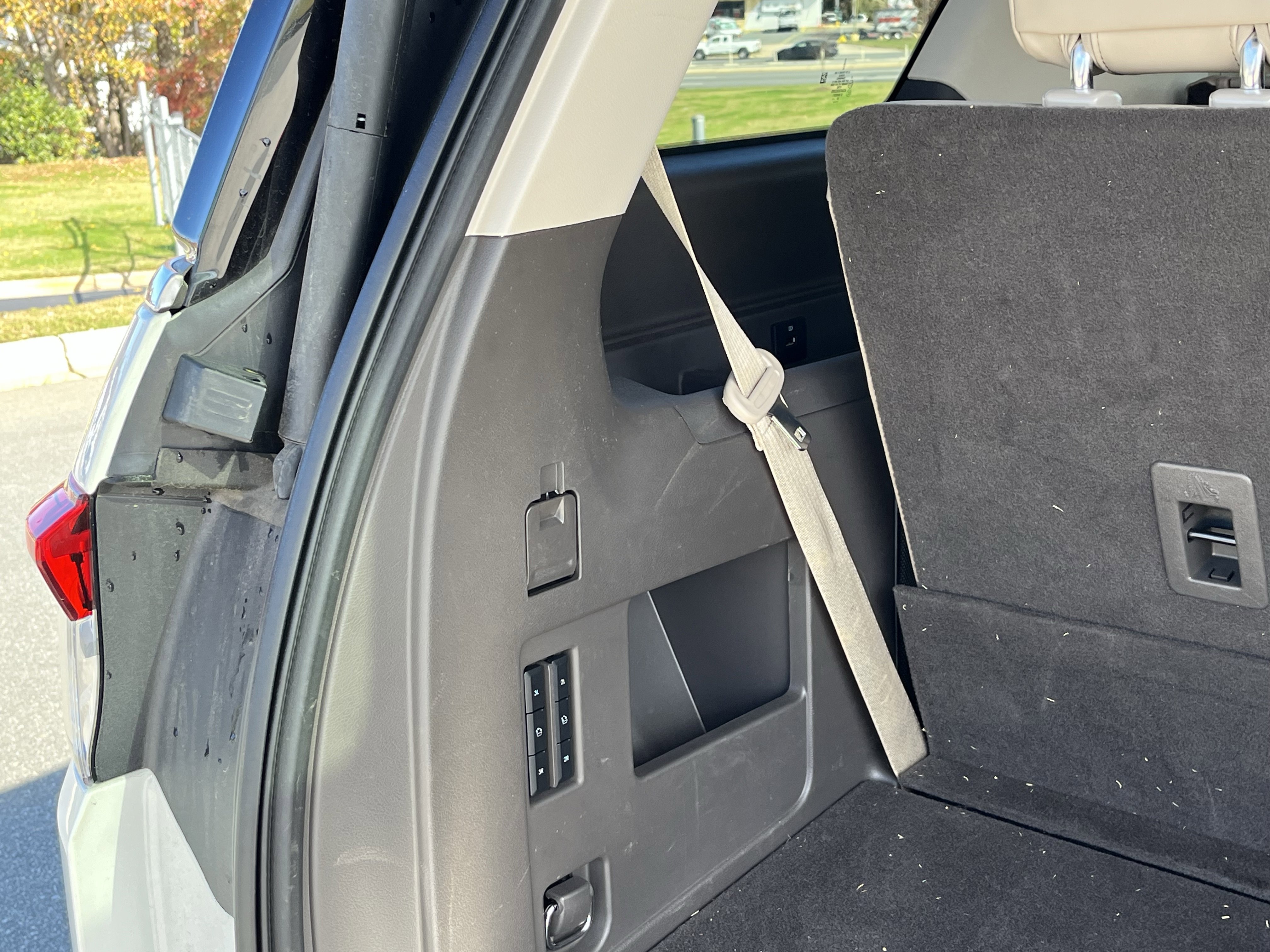 Used 2024 Lincoln Navigator Premiere image 36