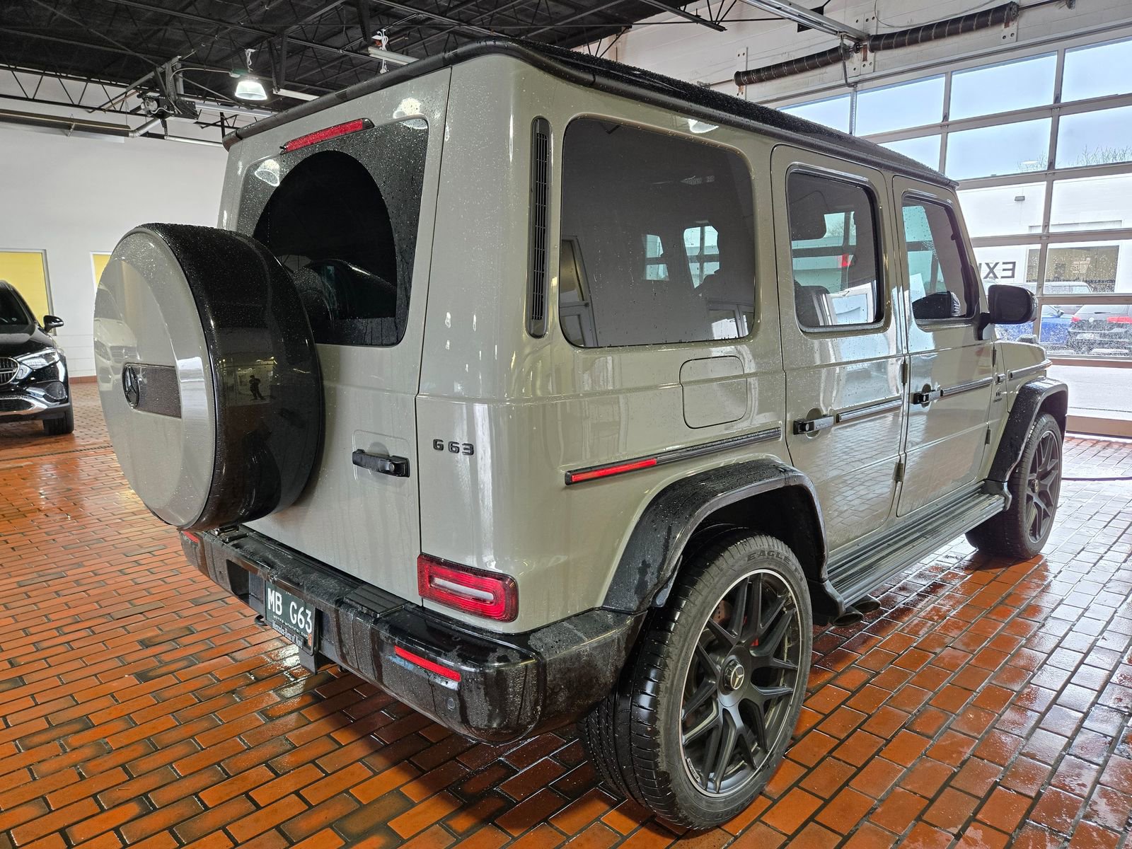 Used 2025 Mercedes-Benz G 63 AMG 4MATIC image 4