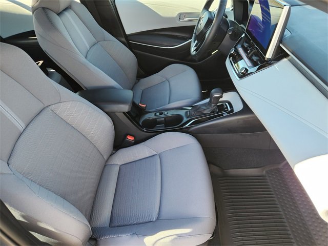 Used 2025 Toyota Corolla SE image 10