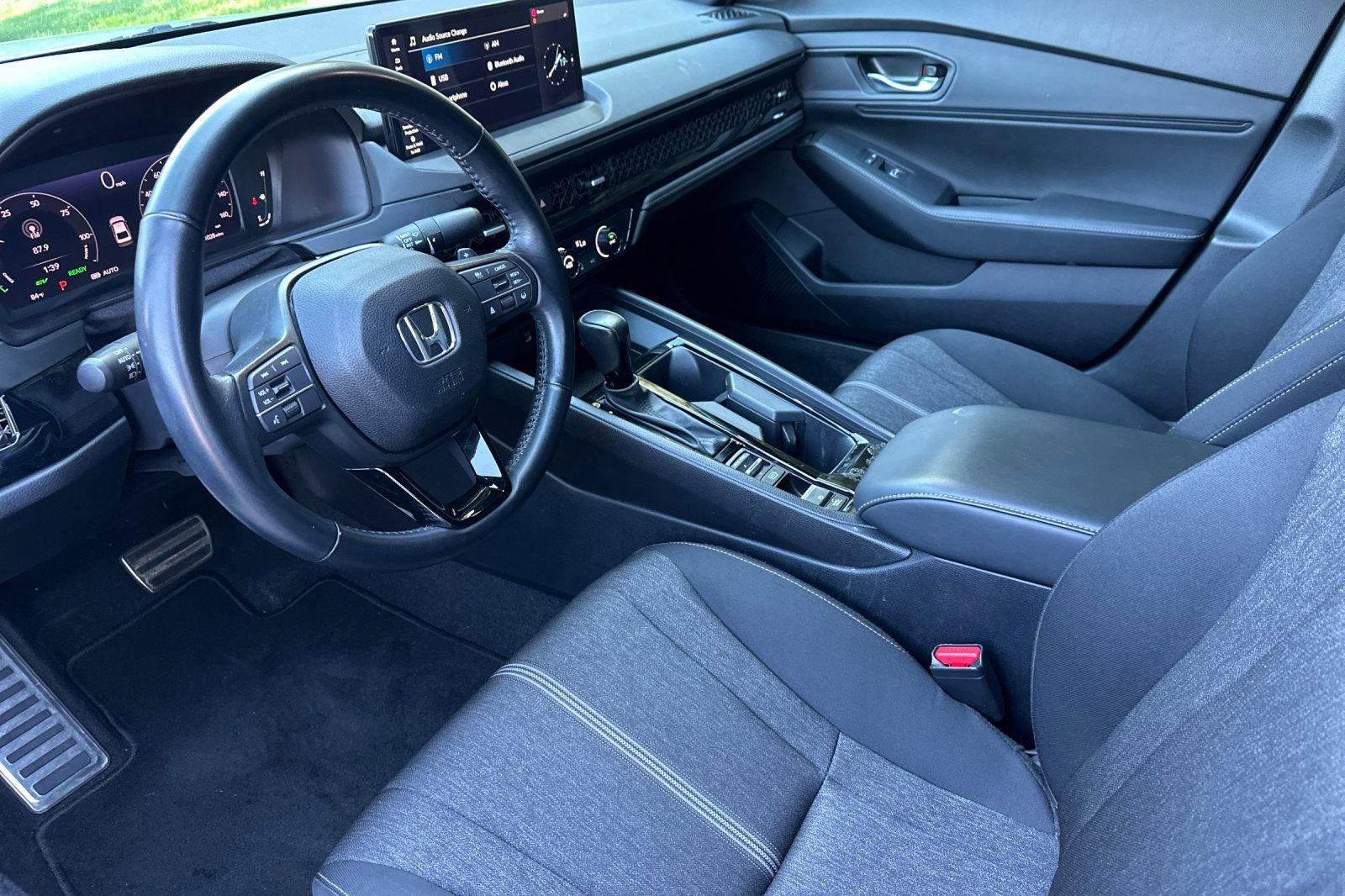 Used 2023 Honda Accord Sport image 7