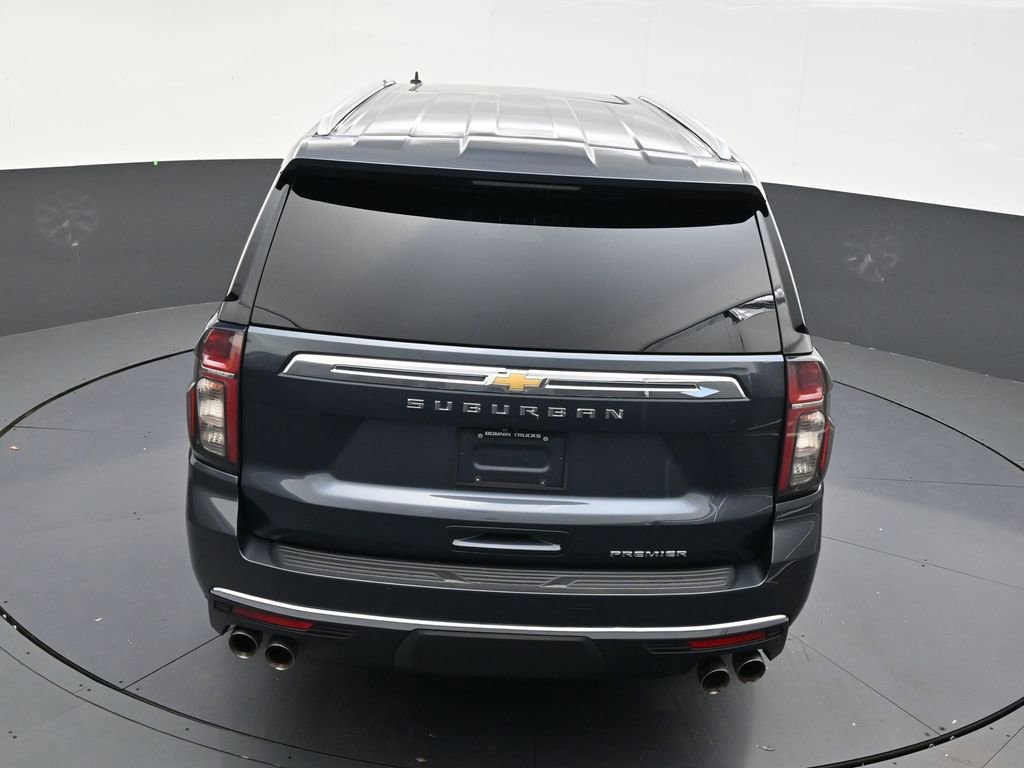 Used 2021 Chevrolet Suburban Premier w/ Premium Package RWD image 16