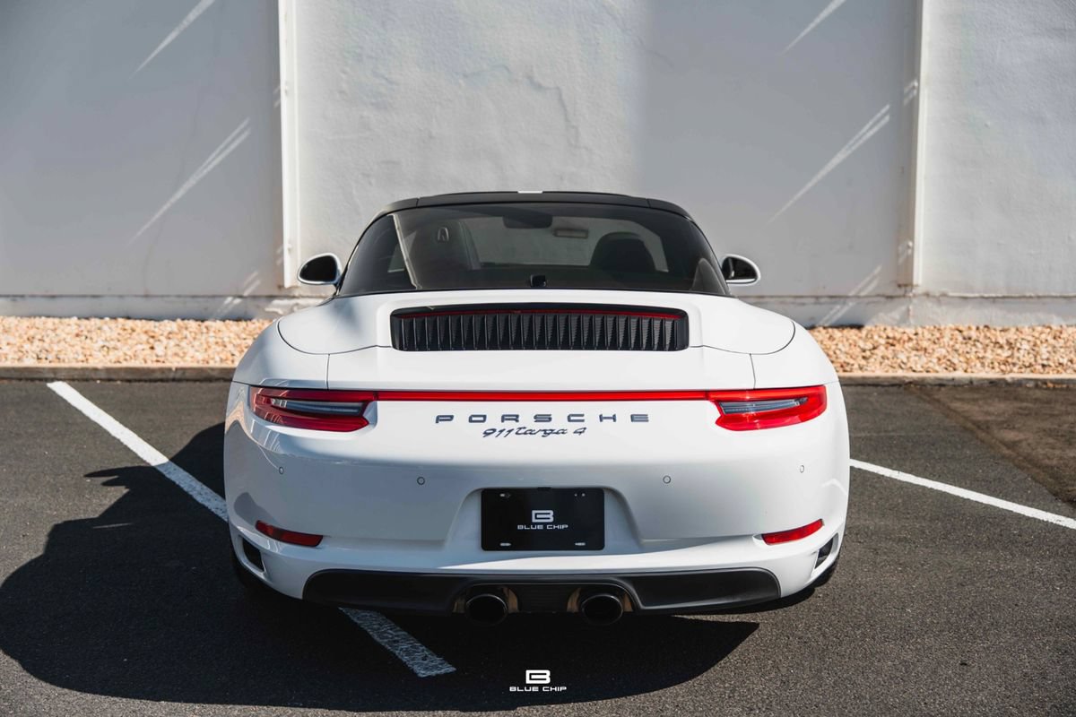 Used 2019 Porsche 911 Targa 4 AWD/4WD image 21