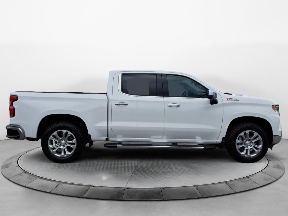 Certified 2025 Chevrolet Silverado 1500 LTZ w/ LTZ Premium Package image 8