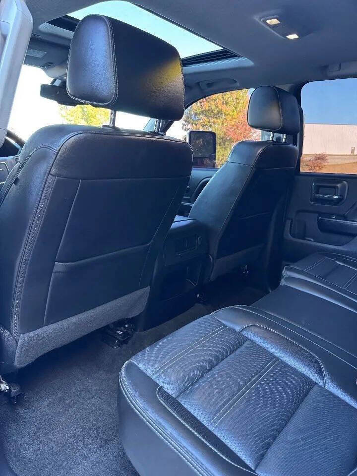 Used 2018 GMC Sierra 2500 Denali w/ Duramax Plus Package image 17