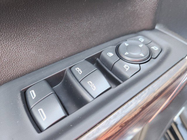 Used 2021 Chevrolet Silverado 1500 High Country w/ Technology Package image 39