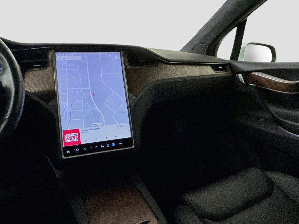 Used 2020 Tesla Model X Long Range AWD/4WD image 23