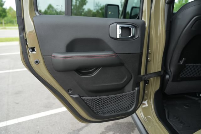New 2026 Jeep Wrangler Unlimited Rubicon 392 w/ Quick Order Package 27X Moab AWD/4WD image 15