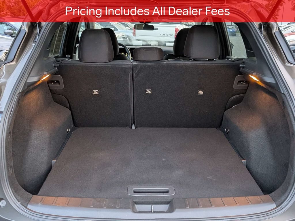 Used 2026 Nissan Kicks SV w/ SV Premium Package FWD image 13