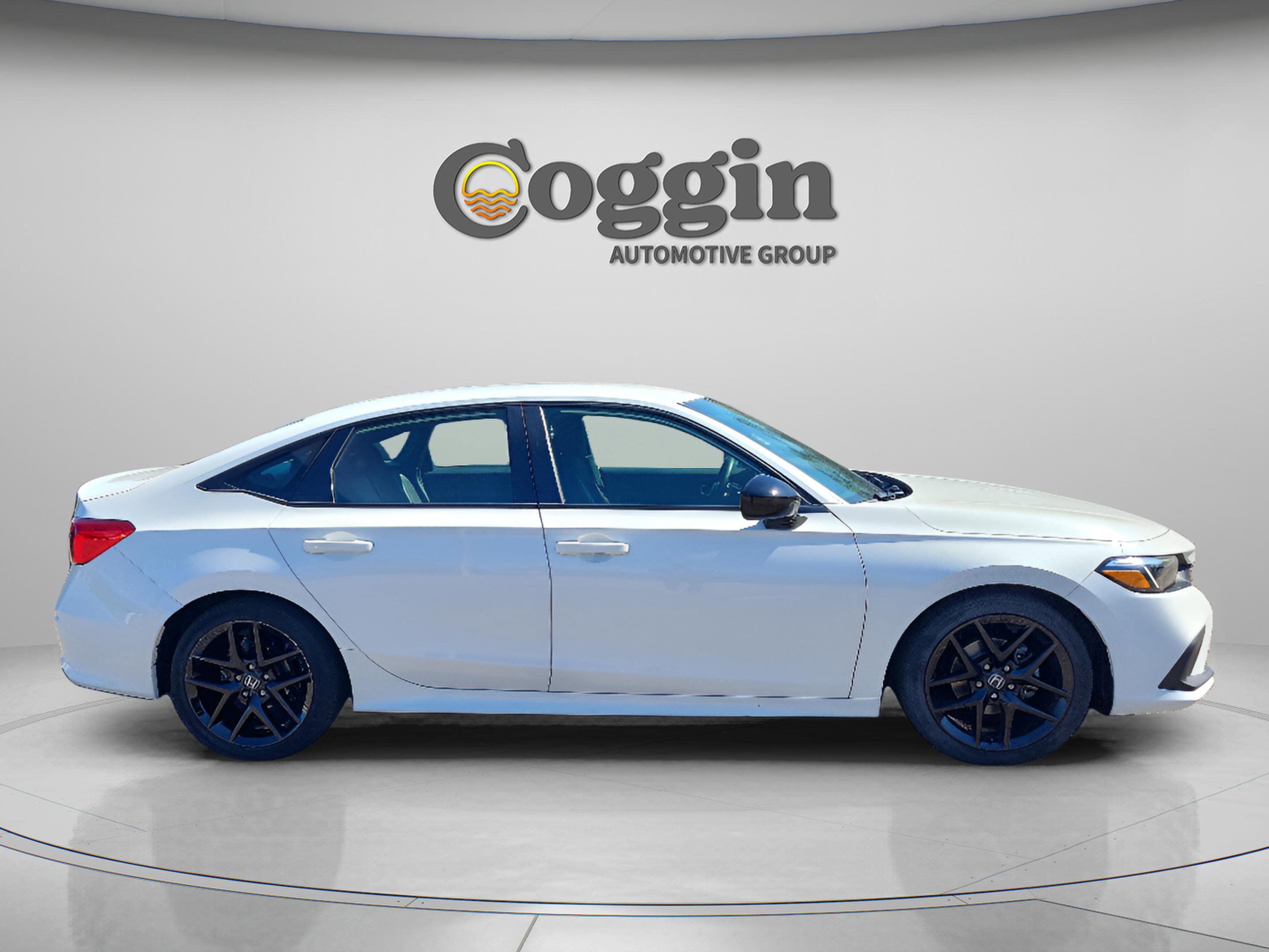 Used 2023 Honda Civic Sport image 5