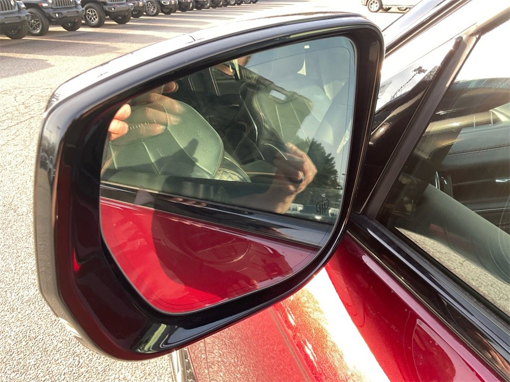 Used 2025 Jeep Grand Cherokee Summit image 33