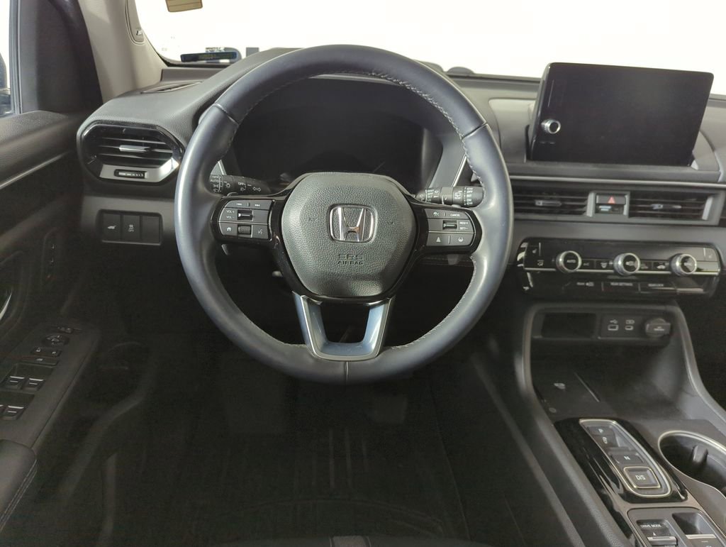 Certified 2024 Honda Pilot Touring image 12