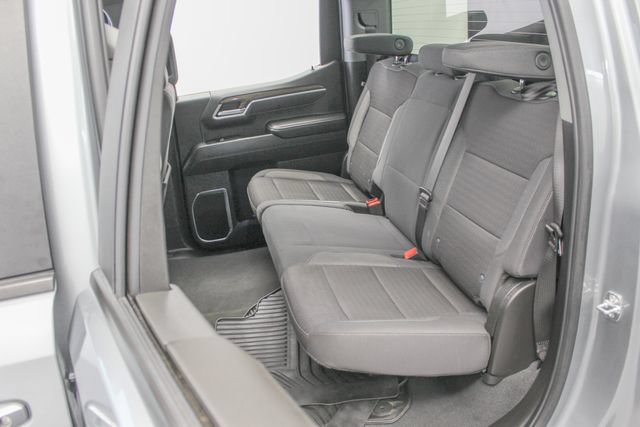 Used 2025 Chevrolet Silverado 1500 LT AWD/4WD image 18