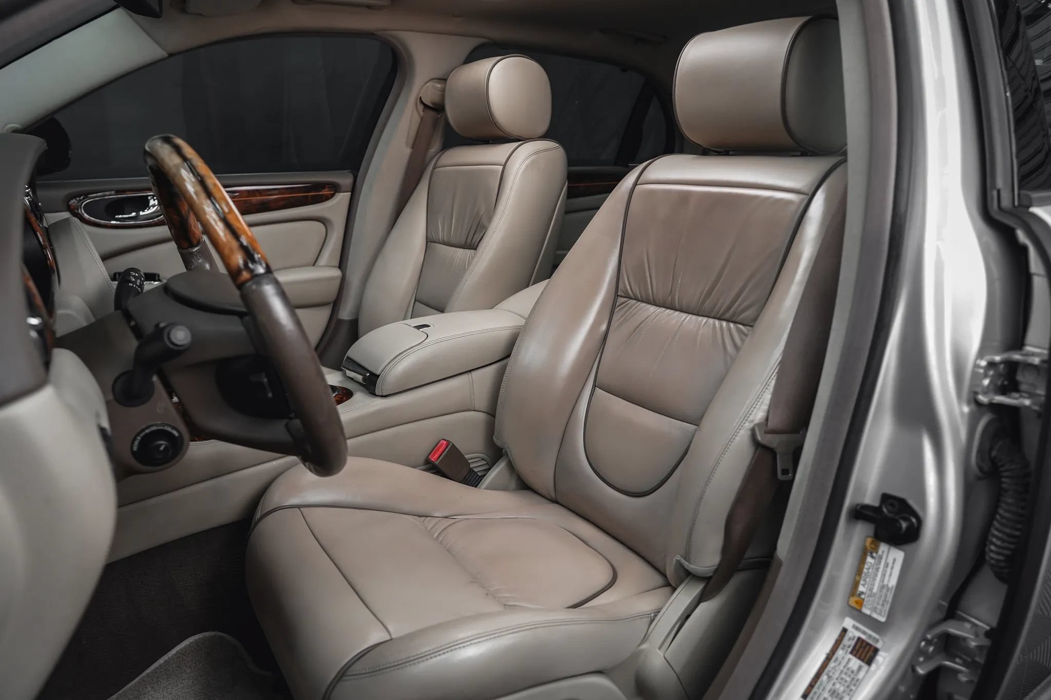 Used 2006 Jaguar XJ Vanden Plas RWD image 33