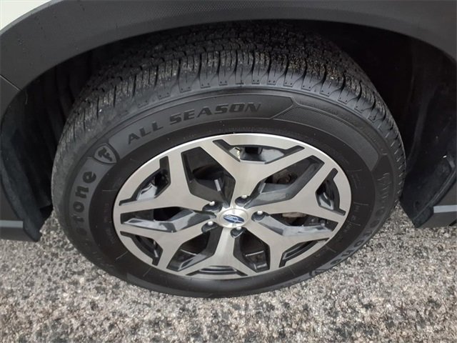 Used 2022 Subaru Forester Premium image 32