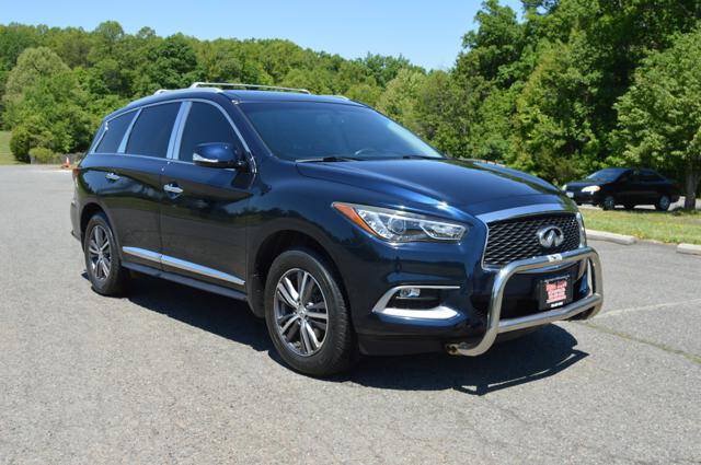 Used 2016 INFINITI QX60 Luxe w/ Premium Package AWD/4WD image 3