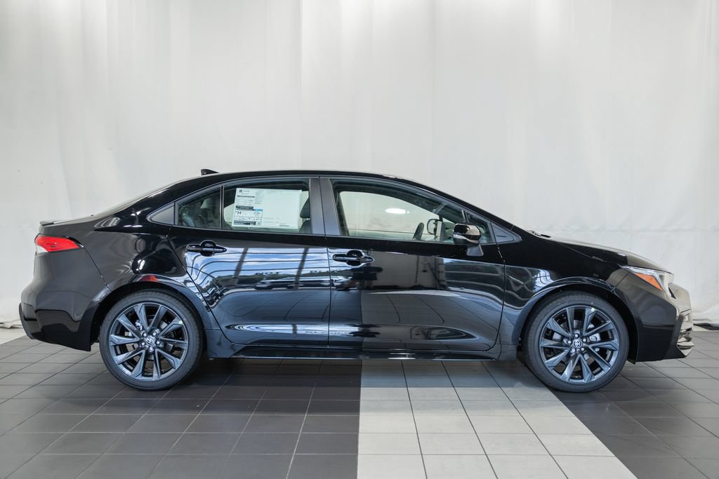 New 2026 Toyota Corolla SE FWD image 3