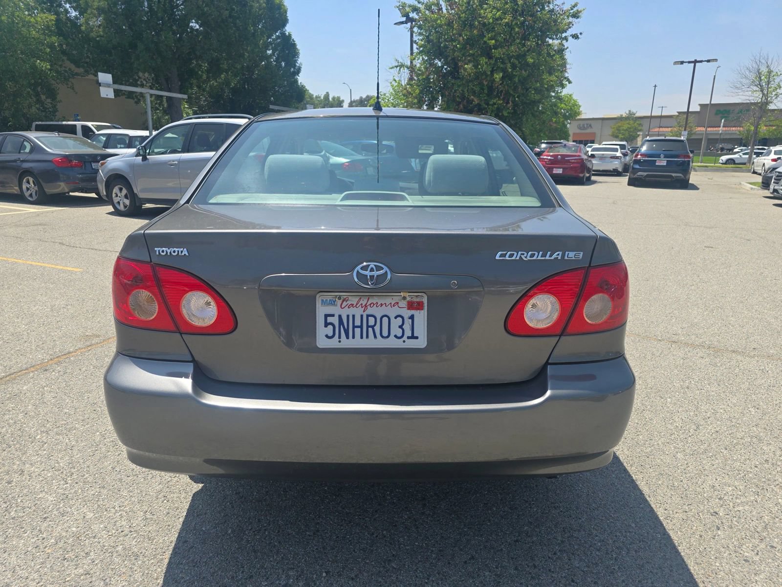 Used 2005 Toyota Corolla LE FWD image 6