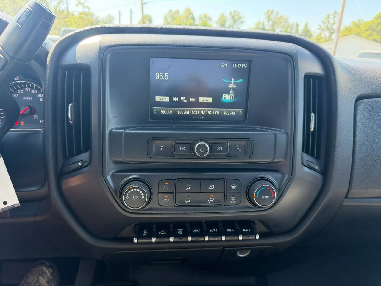 Used 2019 Chevrolet Silverado 2500 W/T AWD/4WD image 25